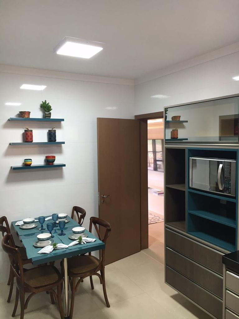 Apartamento à venda com 3 quartos, 168m² - Foto 12