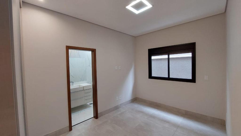 Casa de Condomínio à venda com 4 quartos, 205m² - Foto 22