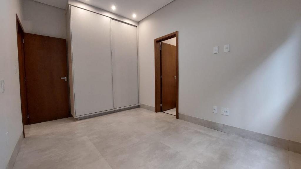 Casa de Condomínio à venda com 4 quartos, 205m² - Foto 25