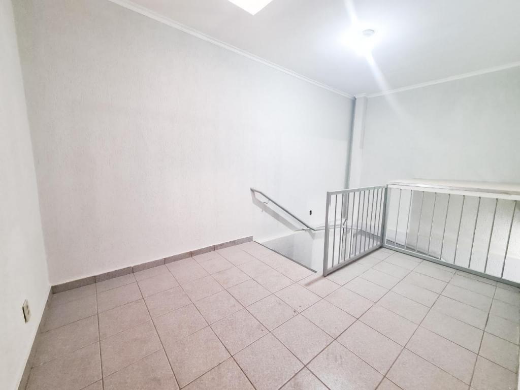 Casa à venda com 3 quartos, 116m² - Foto 18