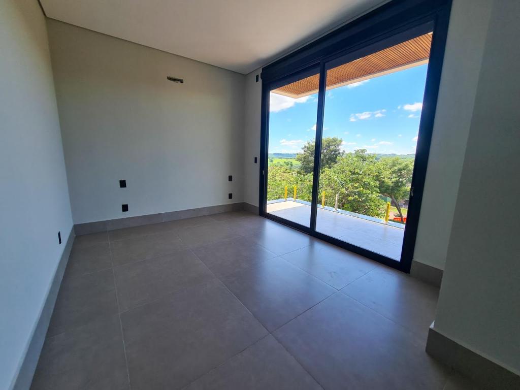 Casa de Condomínio à venda com 4 quartos, 364m² - Foto 3