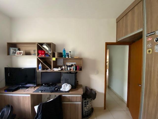 Casa à venda com 3 quartos, 180m² - Foto 13