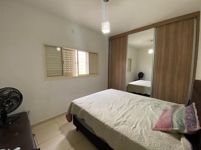 Casa à venda com 3 quartos, 180m² - Foto 17