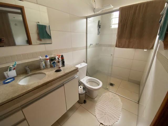 Casa à venda com 3 quartos, 180m² - Foto 18