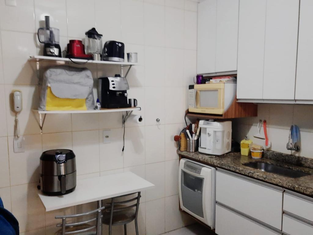 Apartamento à venda com 3 quartos, 106m² - Foto 9