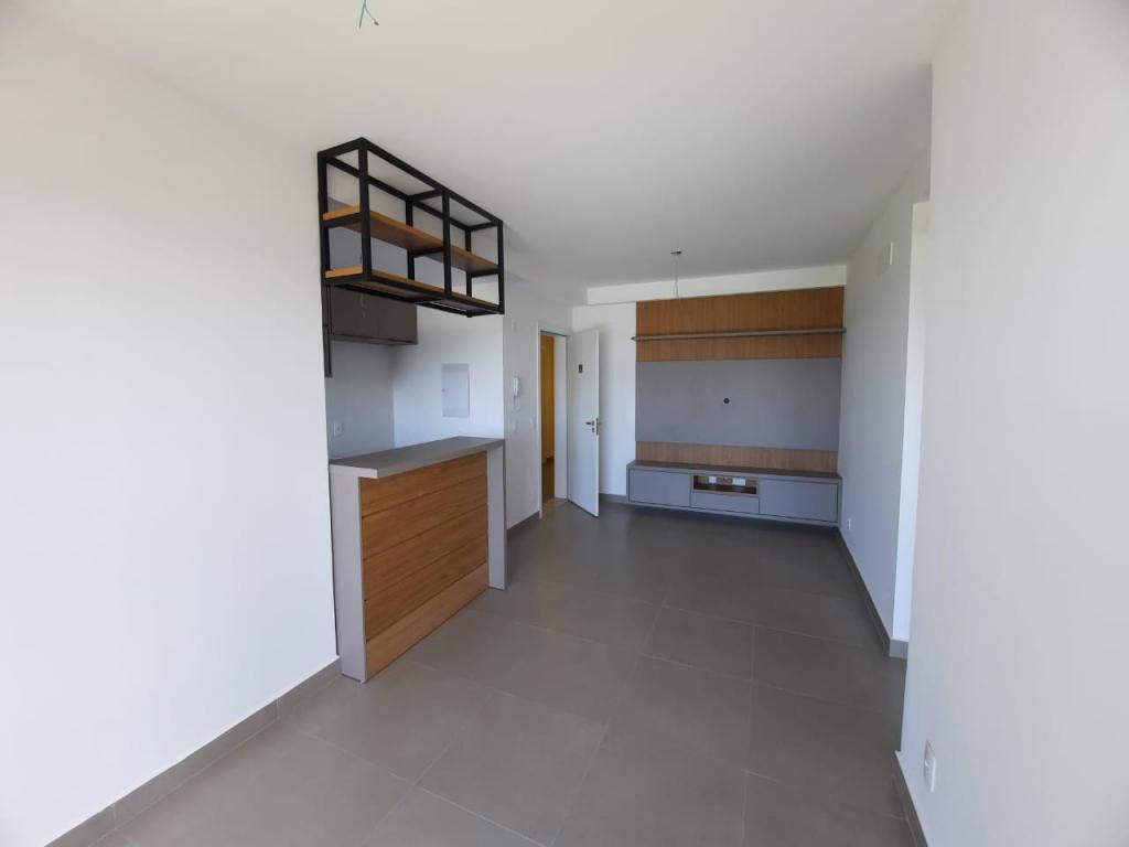 Apartamento à venda com 2 quartos, 61m² - Foto 1