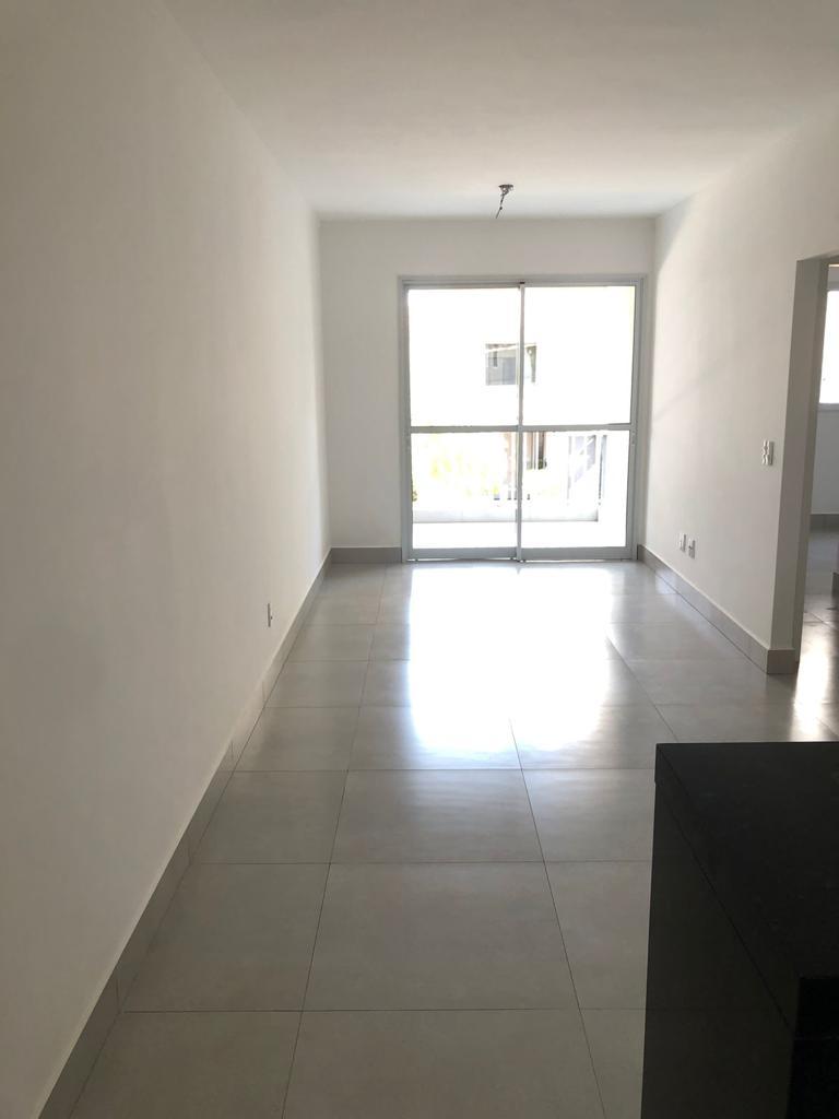 Apartamento à venda com 2 quartos, 67m² - Foto 28