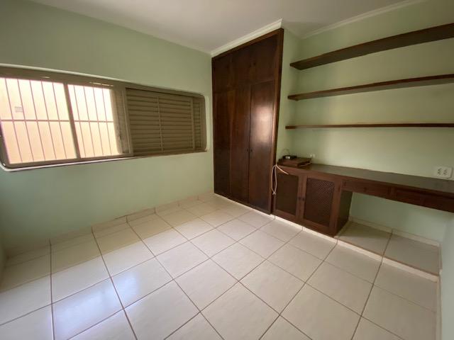 Casa à venda com 4 quartos, 391m² - Foto 13