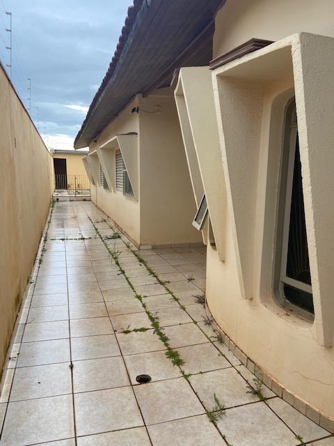 Casa à venda com 4 quartos, 391m² - Foto 20