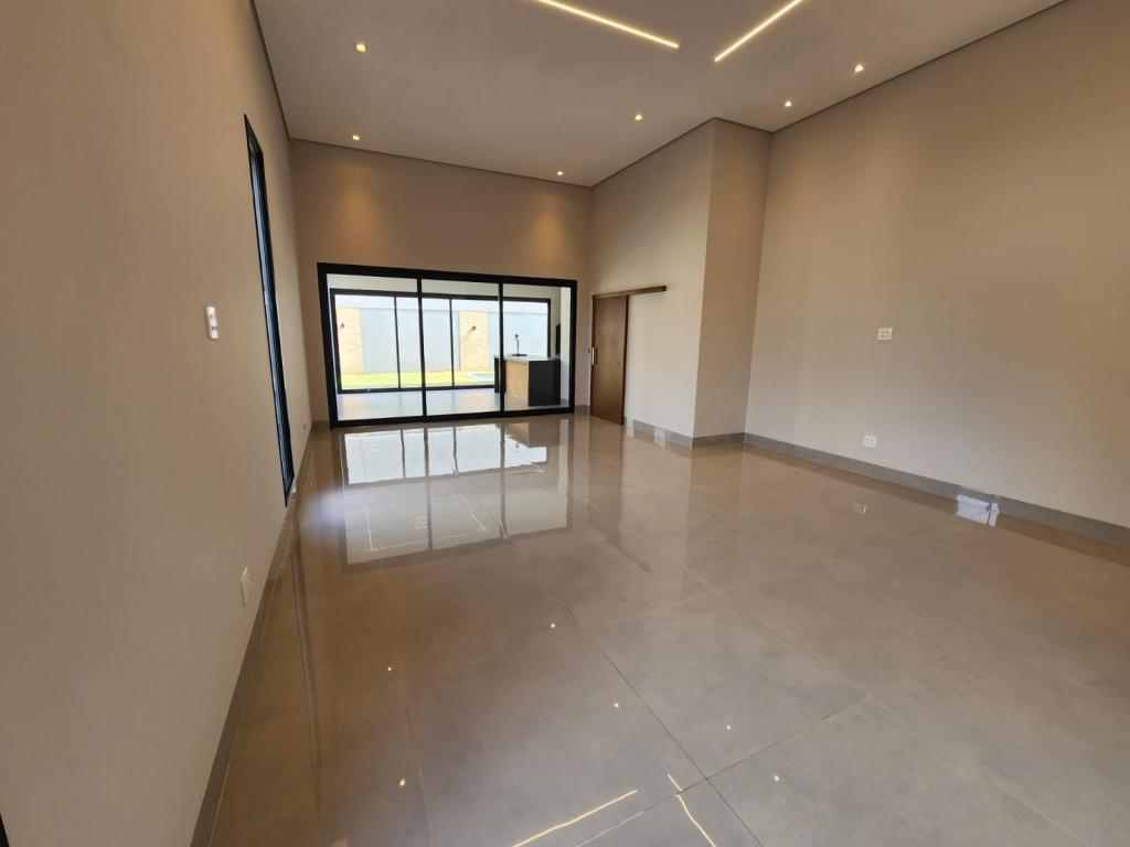 Casa de Condomínio à venda com 3 quartos, 270m² - Foto 5