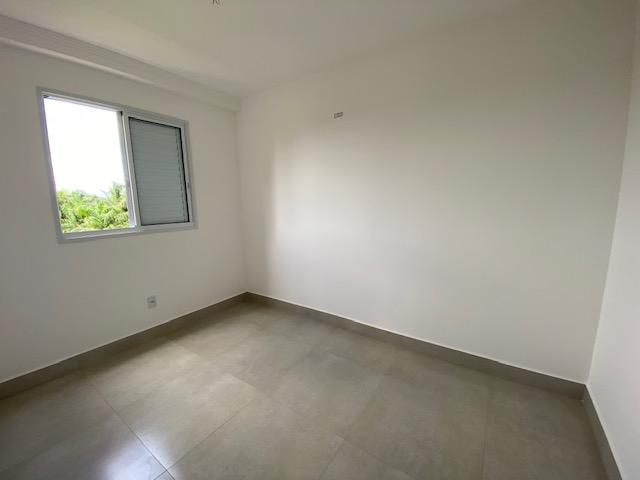 Apartamento à venda com 2 quartos, 67m² - Foto 18