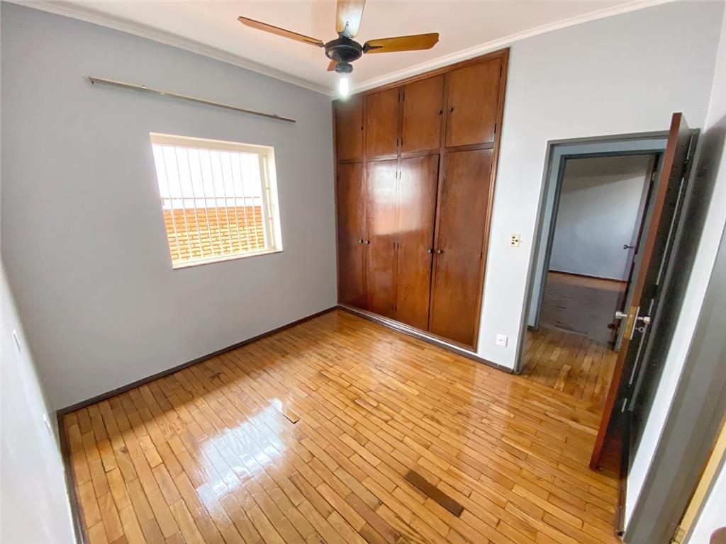 Casa à venda com 3 quartos, 150m² - Foto 9