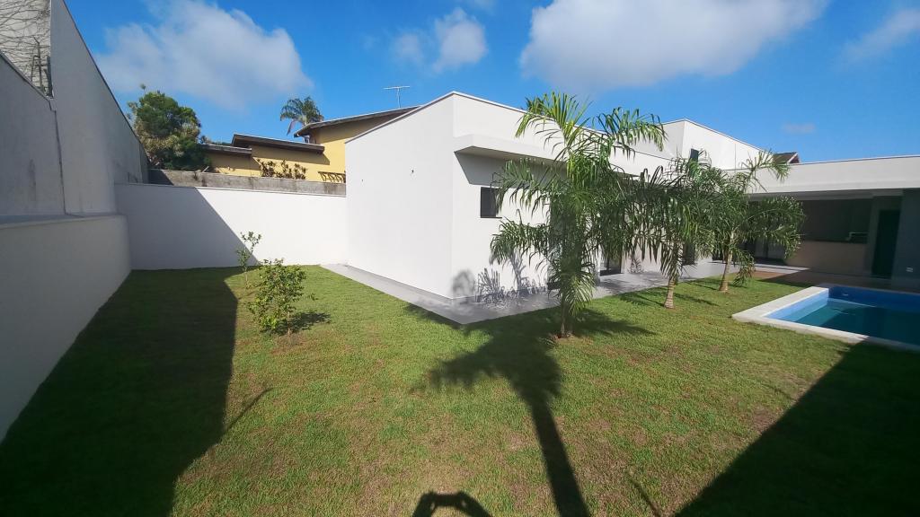 Casa à venda com 3 quartos, 215m² - Foto 14