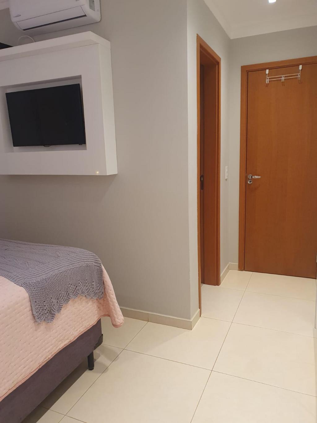 Apartamento à venda com 2 quartos, 77m² - Foto 18