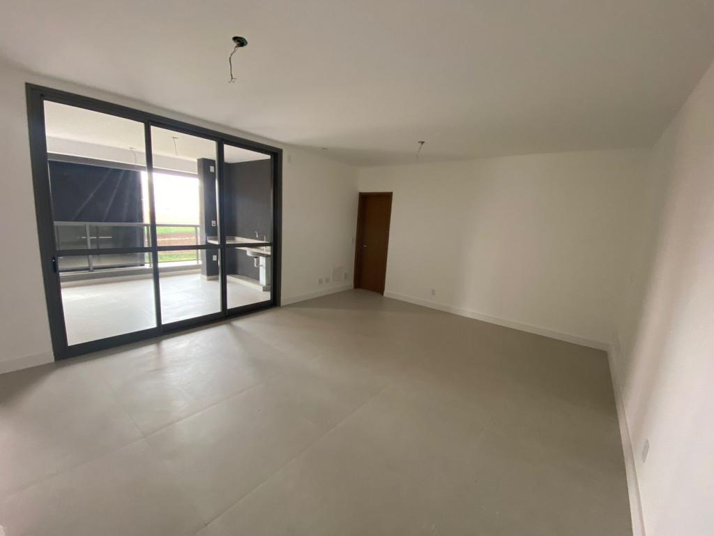 Apartamento à venda com 3 quartos, 111m² - Foto 2