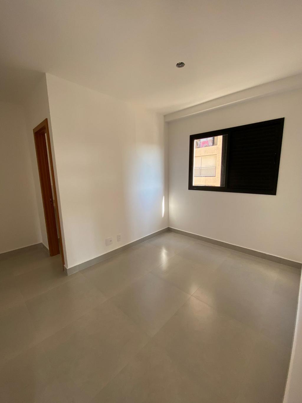 Apartamento à venda com 2 quartos, 62m² - Foto 14