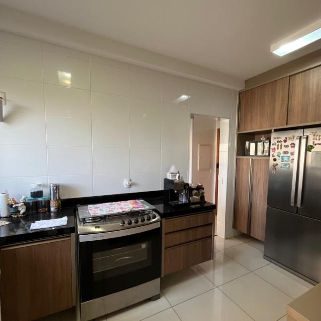 Apartamento para alugar com 3 quartos, 144m² - Foto 5