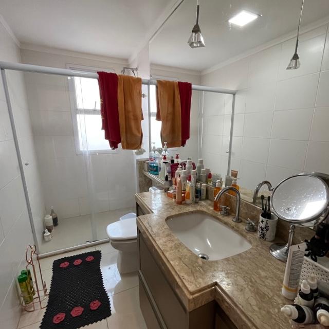 Apartamento para alugar com 3 quartos, 144m² - Foto 11