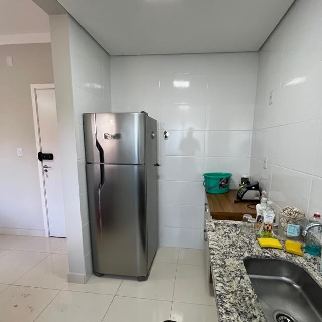 Apartamento à venda com 2 quartos, 57m² - Foto 9