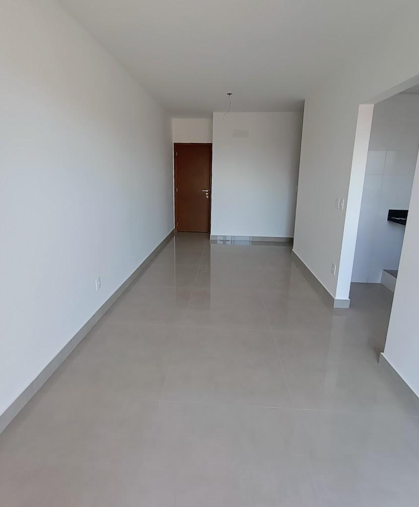 Apartamento à venda com 2 quartos, 67m² - Foto 9