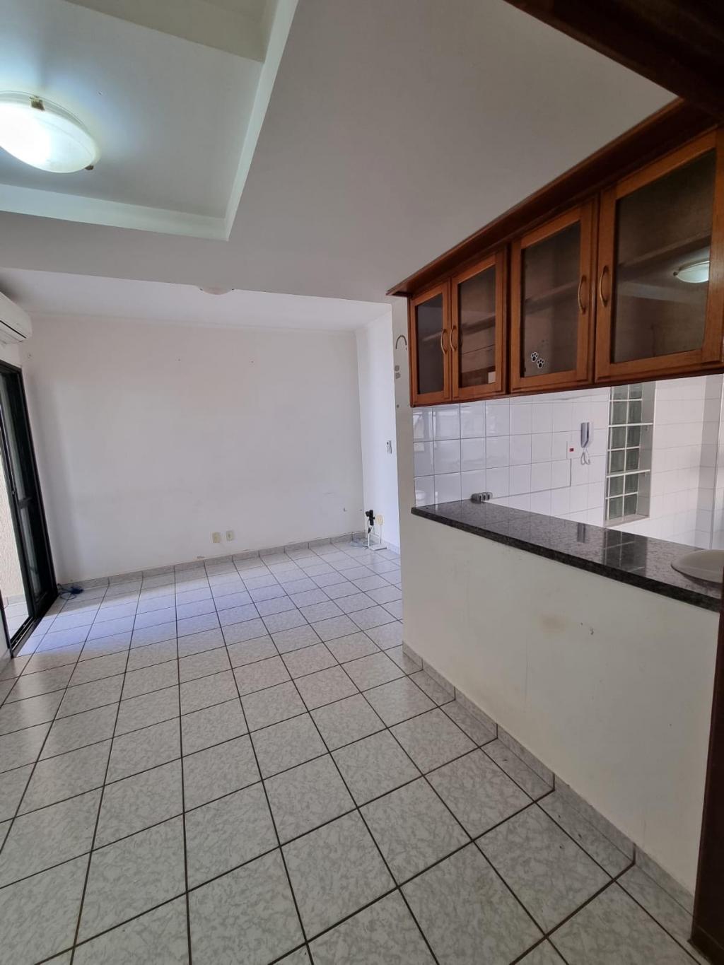 Apartamento à venda com 2 quartos, 65m² - Foto 1