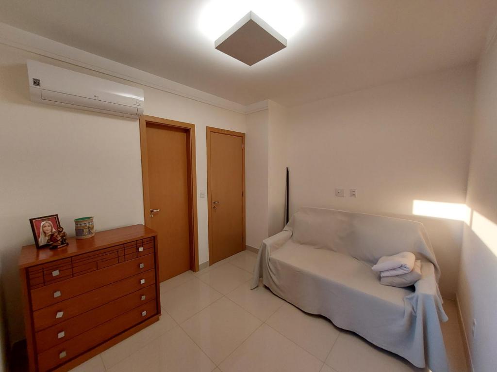 Apartamento à venda com 3 quartos, 200m² - Foto 20