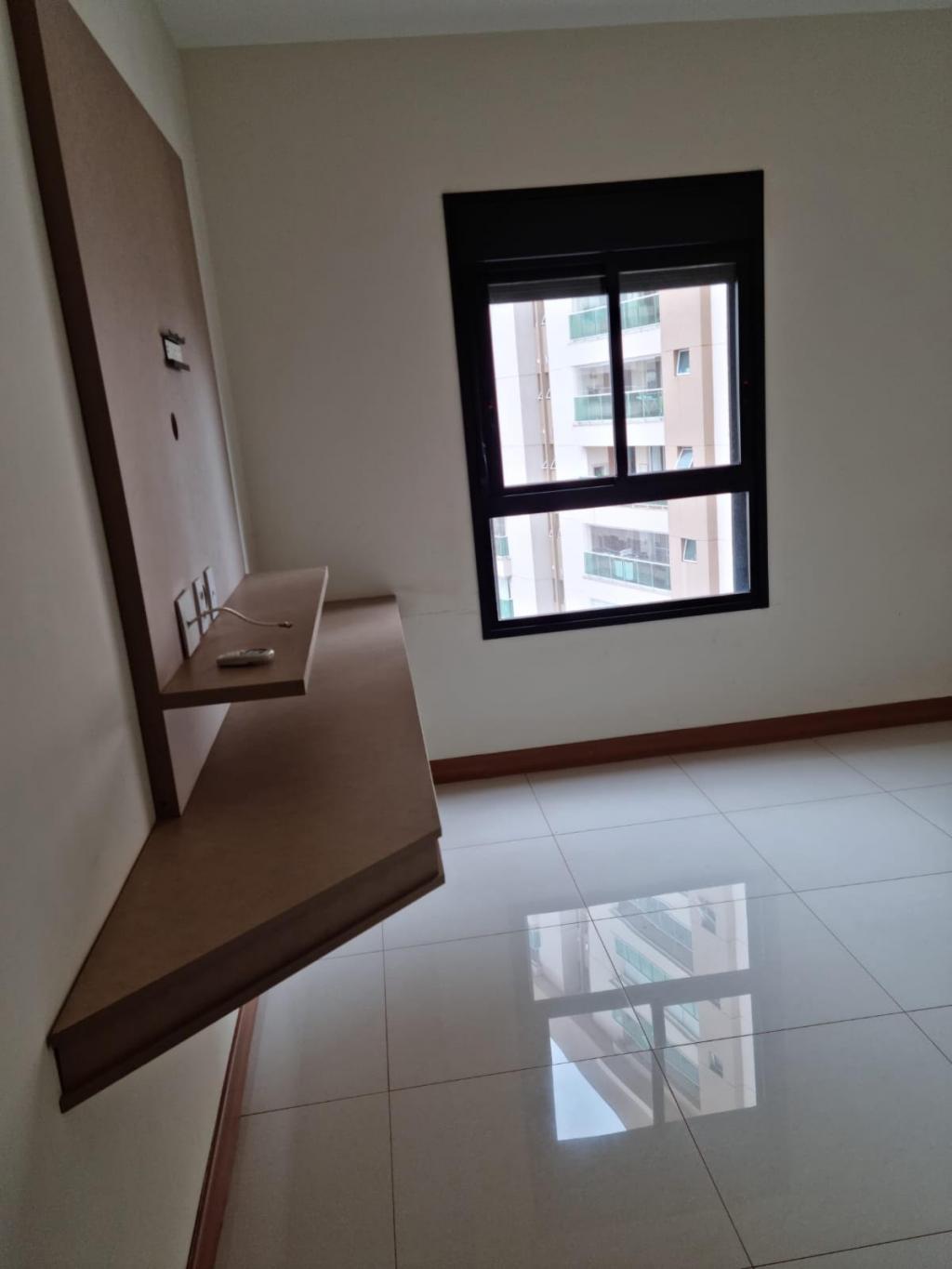 Apartamento à venda com 3 quartos, 167m² - Foto 11