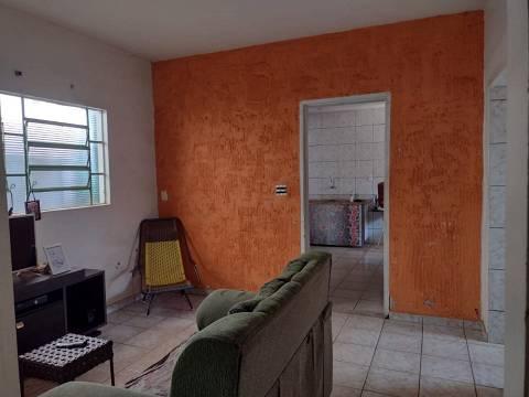 Casa à venda com 2 quartos, 120m² - Foto 1