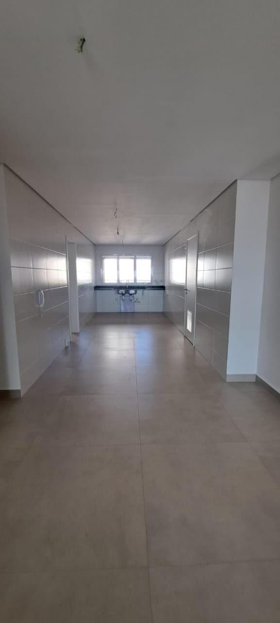 Apartamento à venda com 3 quartos, 274m² - Foto 3