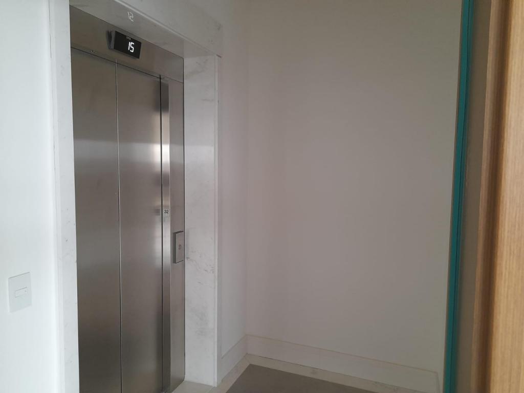 Apartamento à venda com 5 quartos, 726m² - Foto 17