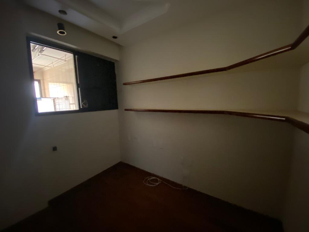 Apartamento à venda com 3 quartos, 185m² - Foto 14