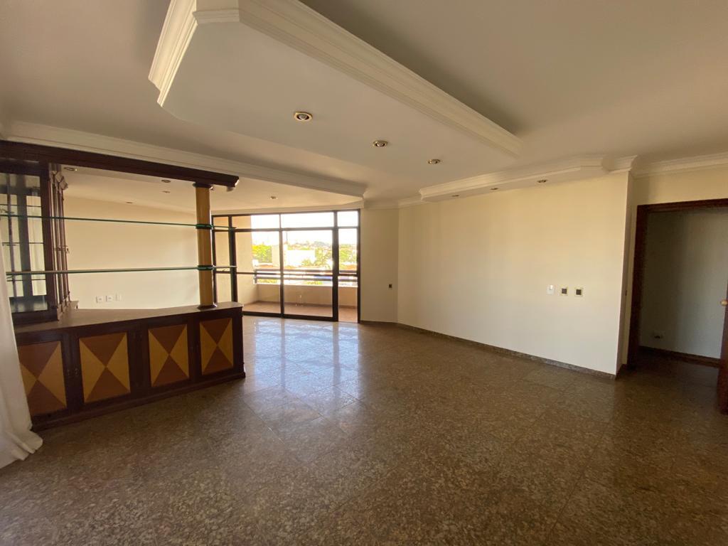 Apartamento à venda com 3 quartos, 185m² - Foto 23