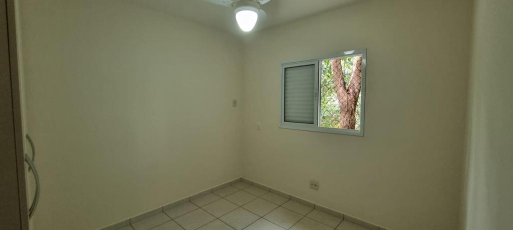 Apartamento à venda com 2 quartos, 70m² - Foto 9