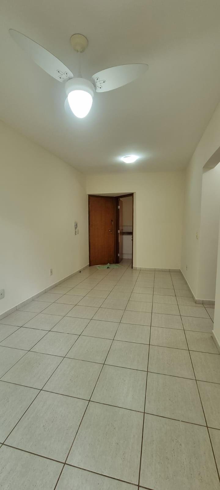 Apartamento à venda com 2 quartos, 70m² - Foto 14