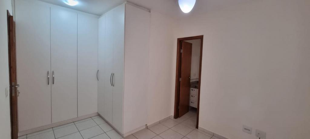 Apartamento à venda com 2 quartos, 70m² - Foto 19