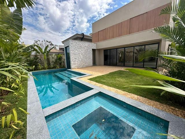 Casa de Condomínio à venda com 4 quartos, 380m² - Foto 1