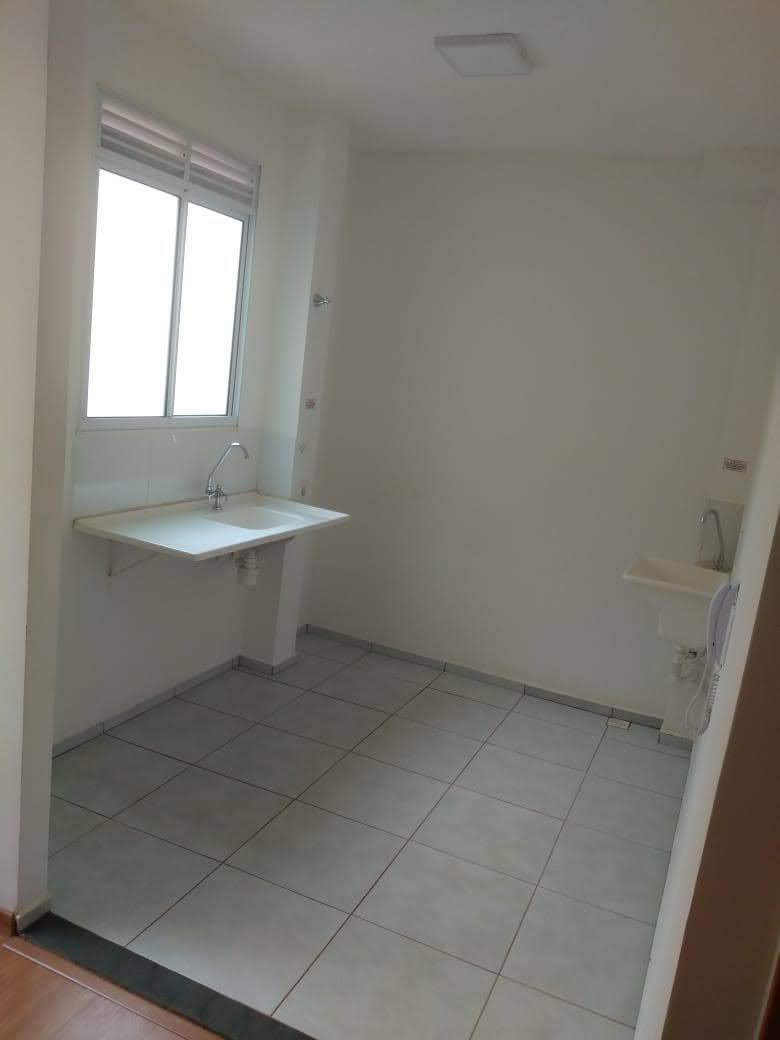 Apartamento à venda com 2 quartos, 42m² - Foto 9