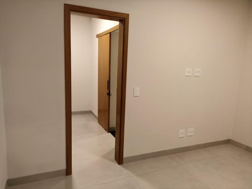 Casa de Condomínio à venda com 3 quartos, 157m² - Foto 4