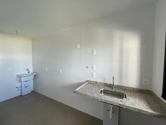 Apartamento à venda com 2 quartos, 63m² - Foto 3