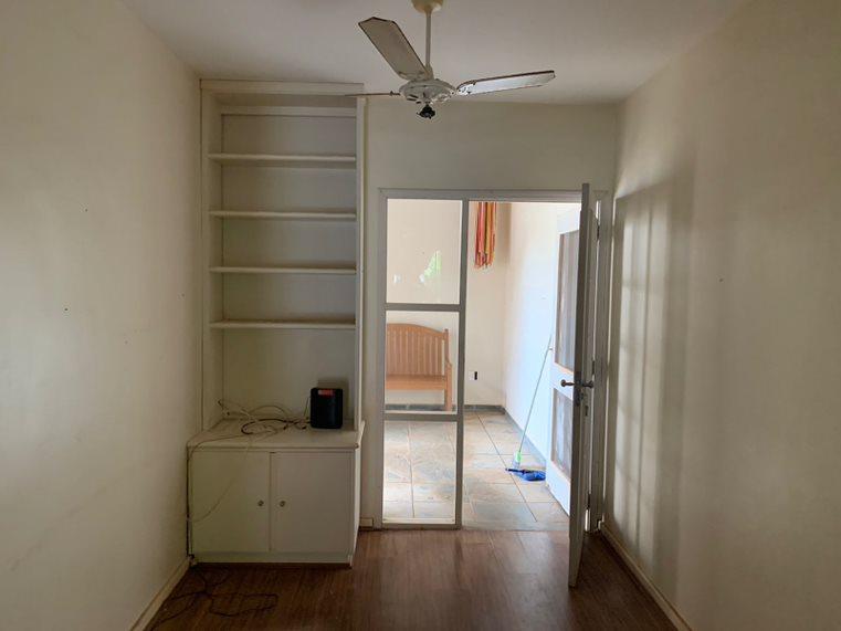 Casa de Condomínio à venda com 3 quartos, 160m² - Foto 2