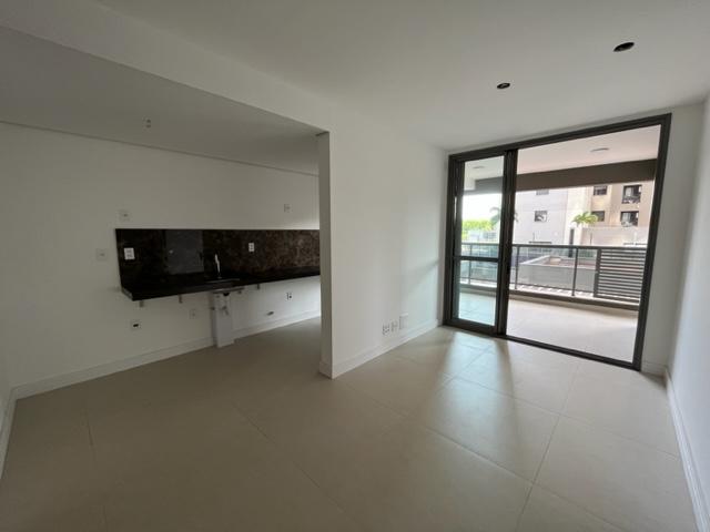 Apartamento à venda com 2 quartos, 82m² - Foto 31