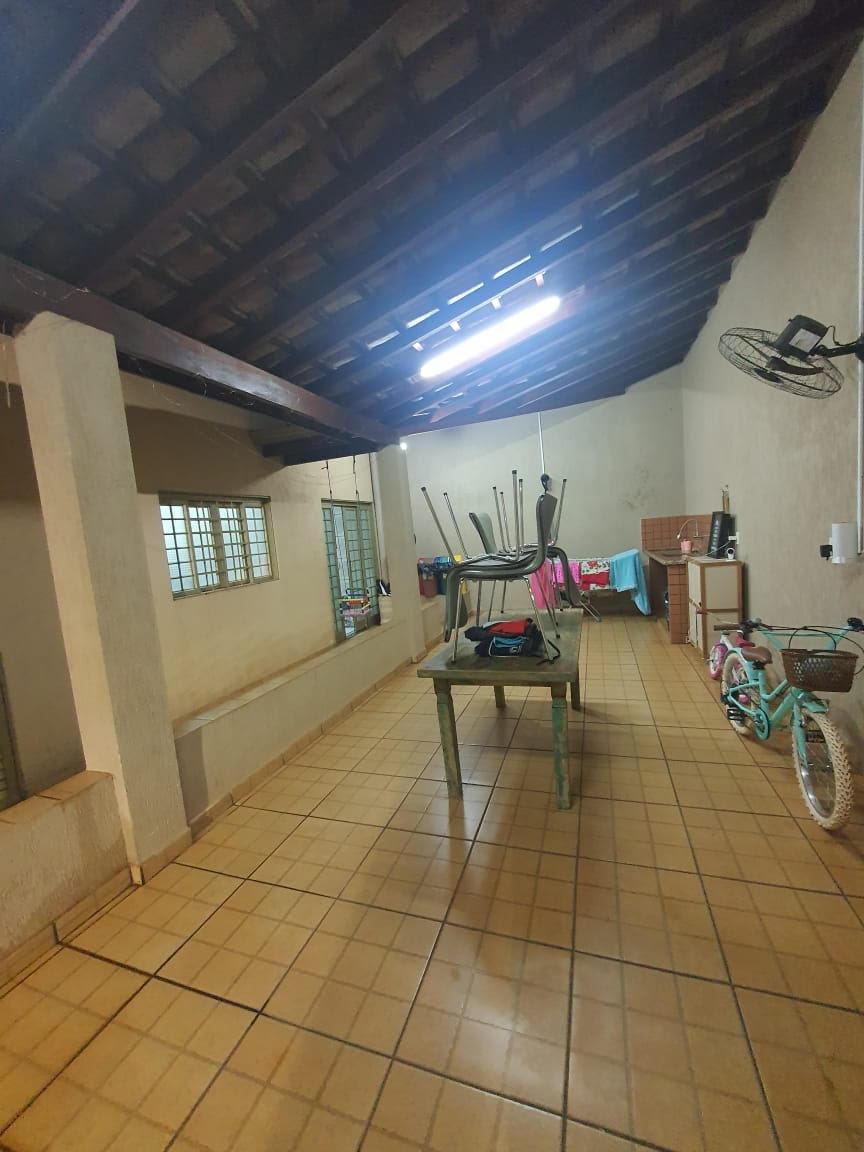 Casa à venda com 4 quartos, 150m² - Foto 24