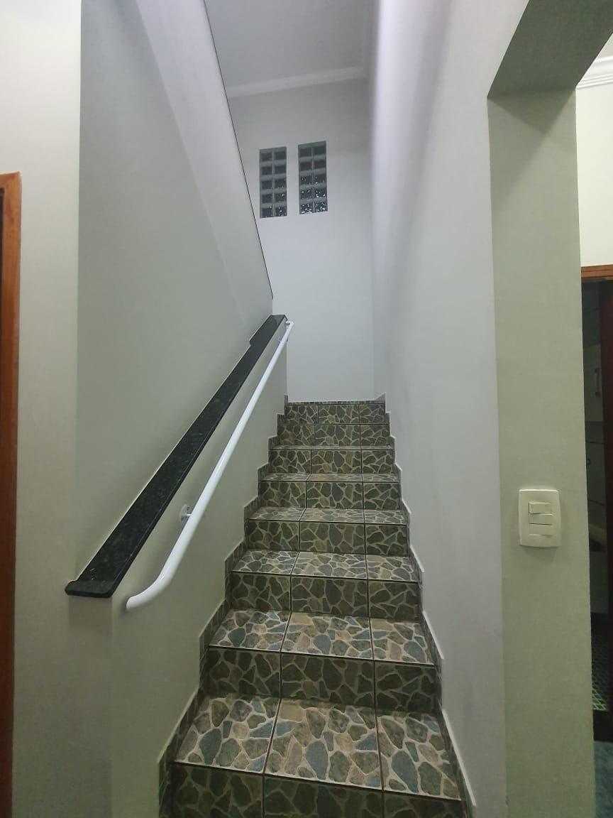 Casa à venda com 4 quartos, 150m² - Foto 13