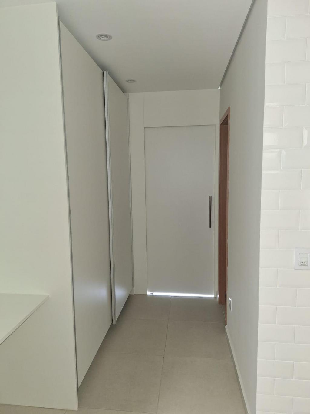 Apartamento à venda com 1 quarto, 28m² - Foto 4