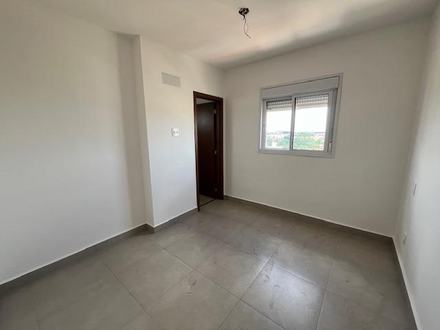 Apartamento à venda com 2 quartos, 67m² - Foto 17