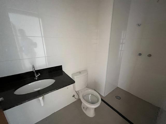 Apartamento à venda com 2 quartos, 67m² - Foto 18