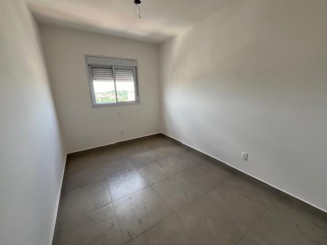 Apartamento à venda com 2 quartos, 67m² - Foto 29