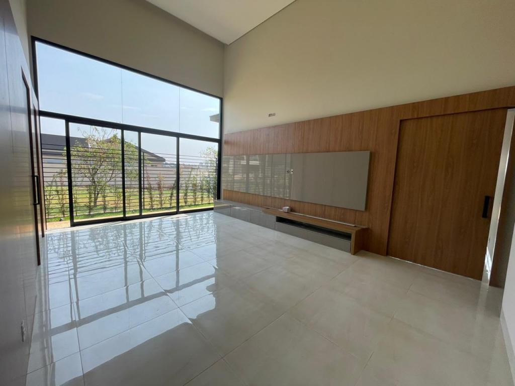 Casa de Condomínio à venda com 3 quartos, 233m² - Foto 5