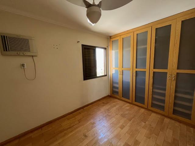 Apartamento à venda com 4 quartos, 170m² - Foto 10