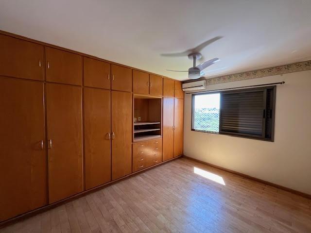 Apartamento à venda com 4 quartos, 170m² - Foto 19